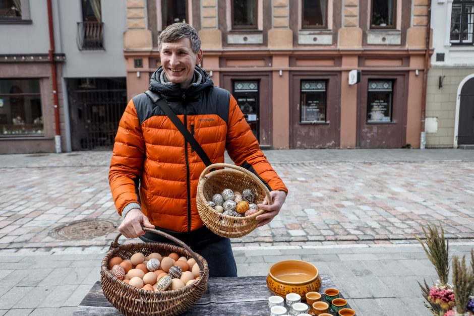 Velykos Kaune: žmonės skuba ne į parduotuves, bet į bažnyčias