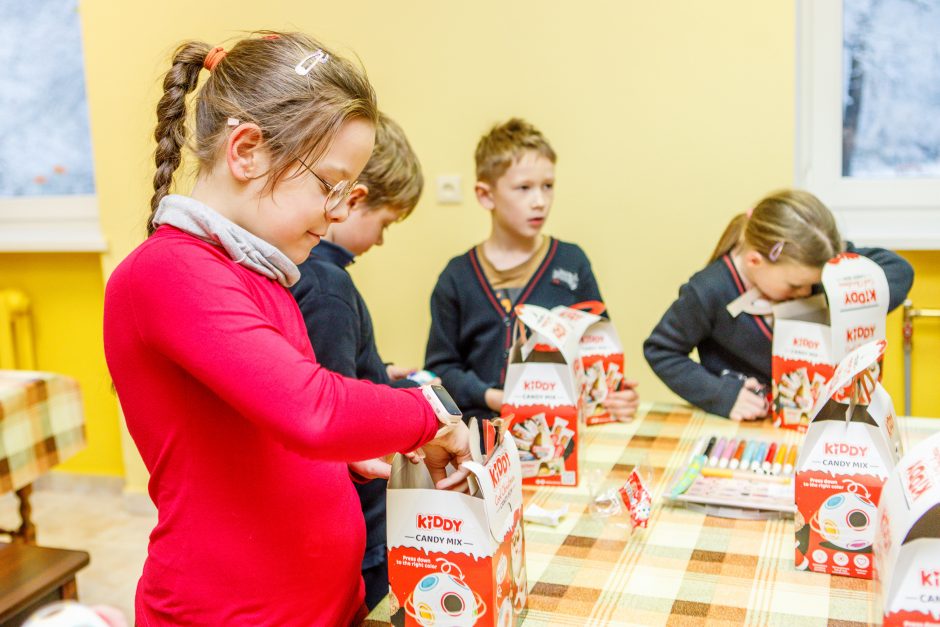 Šilti prisiminimai paskatino sugrįžti pas vaikus