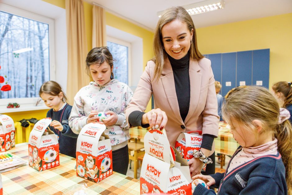 Šilti prisiminimai paskatino sugrįžti pas vaikus