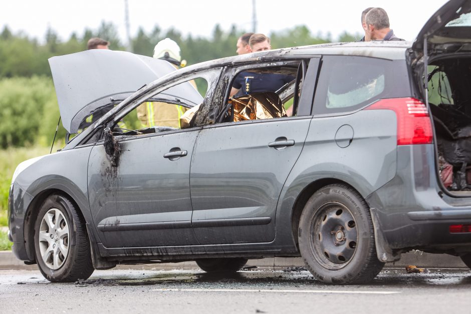 Tragedija Kauno LEZ'e: atsišaukė žuvusiojo kolegos iš Vilniaus