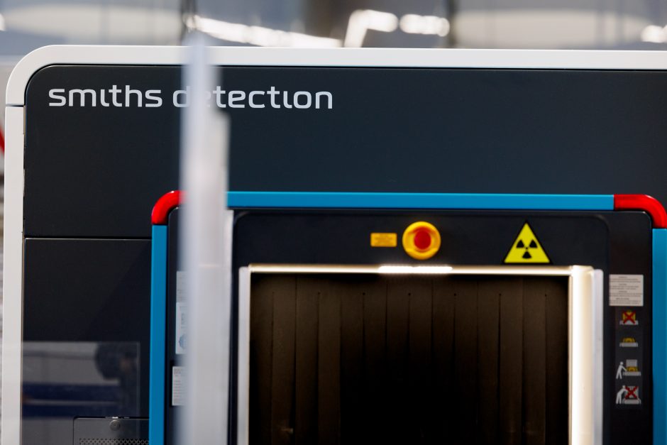 Kauno oro uoste pristatyta nauja bagažo patikros įranga