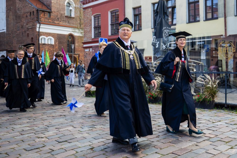 LSMU mokslo metų pradžios šventėje – neribotų galimybių ir bendruomeniškumo dvasia  