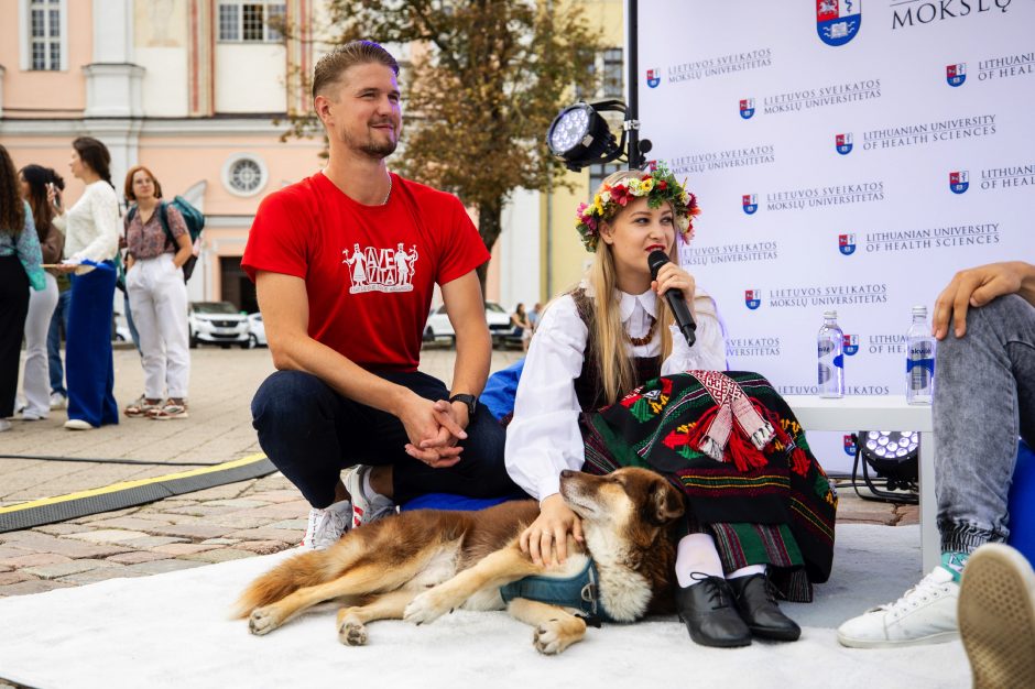 LSMU mokslo metų pradžios šventėje – neribotų galimybių ir bendruomeniškumo dvasia  