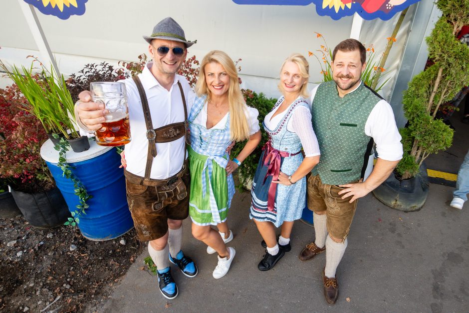 Praūžė „Volfas Engelman Oktoberfestas“: šventinis ritualas, bavariškos tradicijos ir princo vizitas