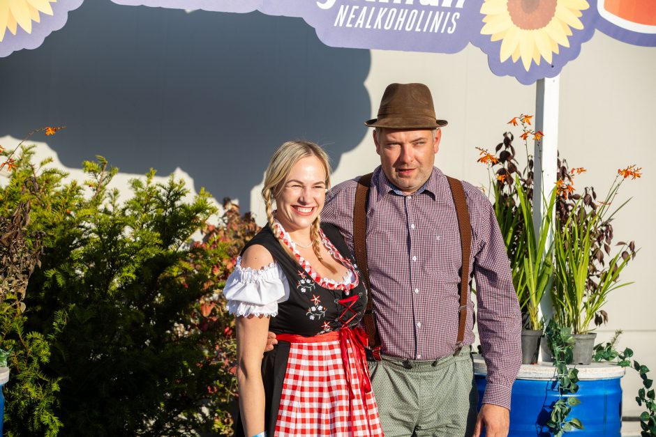 Praūžė „Volfas Engelman Oktoberfestas“: šventinis ritualas, bavariškos tradicijos ir princo vizitas