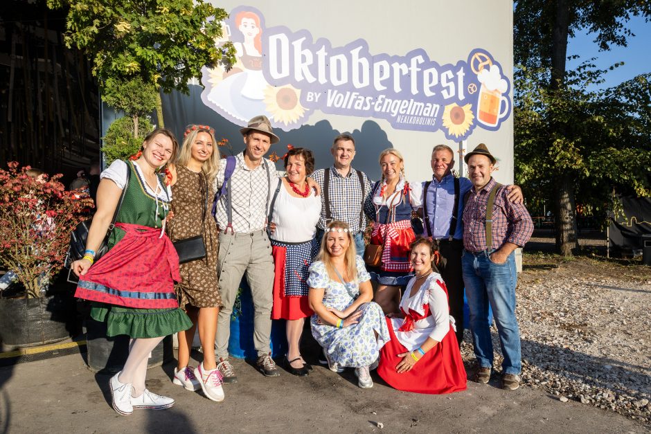 Praūžė „Volfas Engelman Oktoberfestas“: šventinis ritualas, bavariškos tradicijos ir princo vizitas