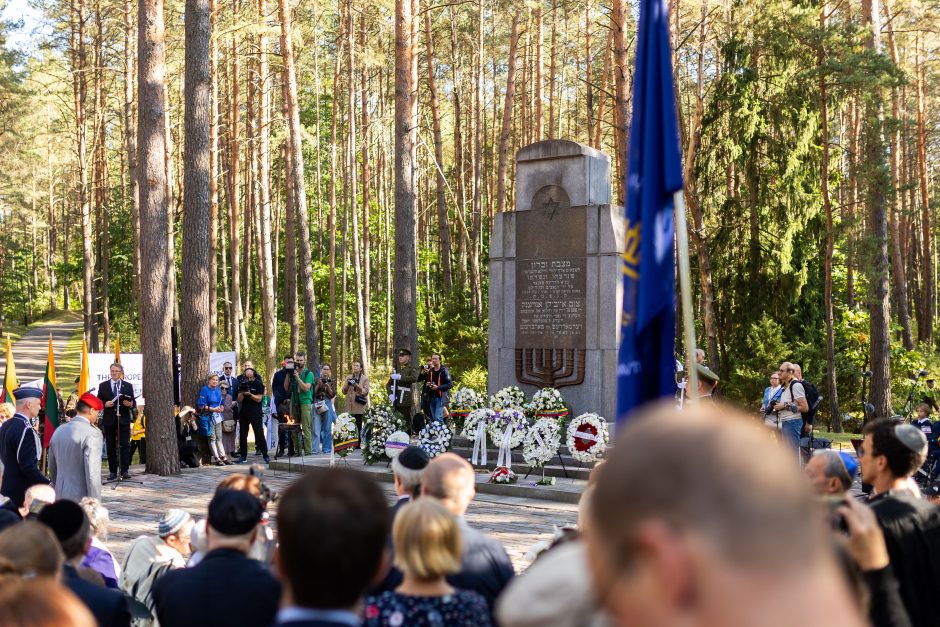 Minint Vilniaus geto likvidavimą, susirinkusieji ragino nepamiršti istorijos 