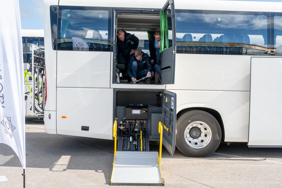 Autobuse – ir liftas, ir garsinė sistema