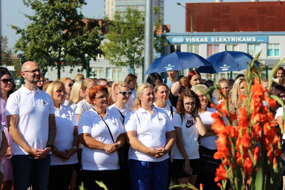 Prie Klaipėdos E. Galvanausko profesinio mokymo centro atidarytas stadionas