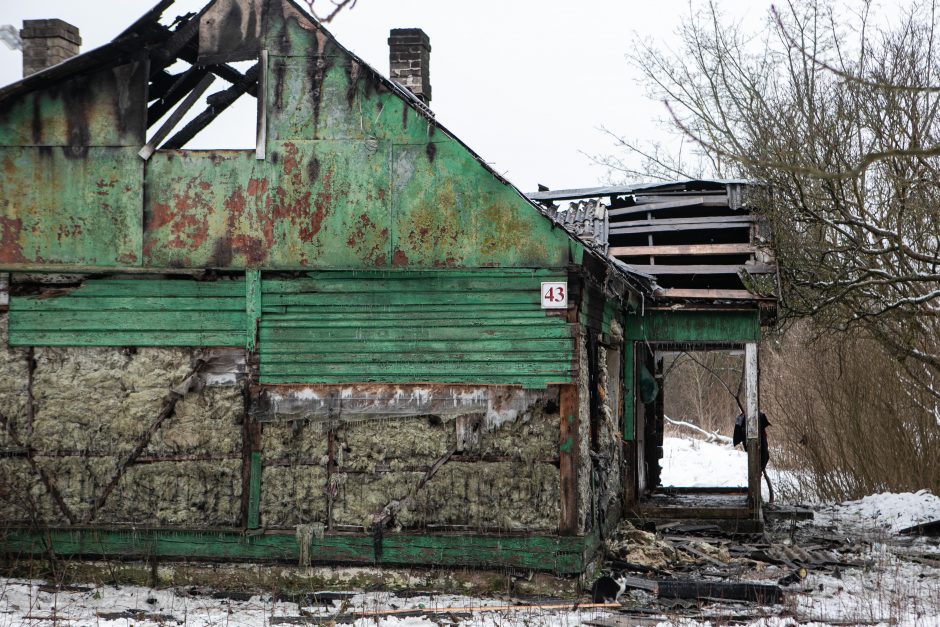 Ugniagesiai: per dvi paras gaisruose žuvo keturi žmonės