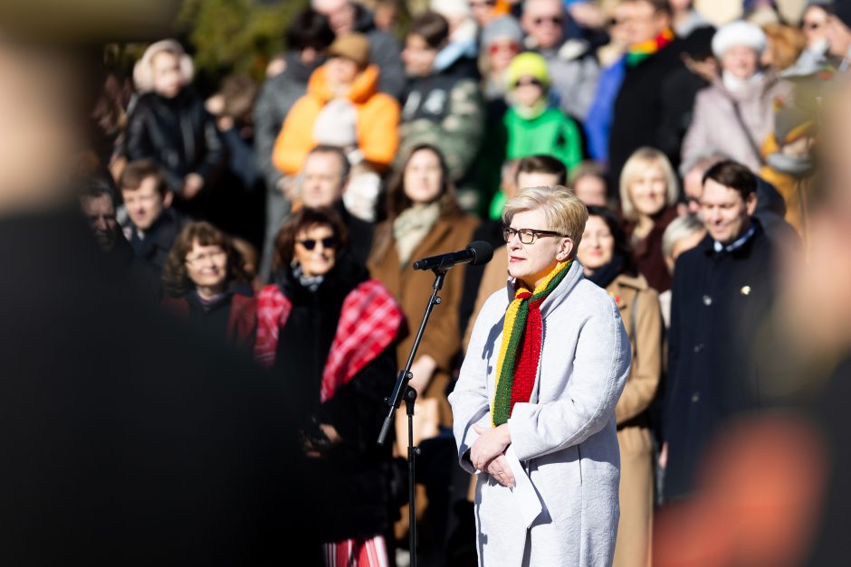 Šalies vadovai minint Kovo 11-ąją ragina nepasiduoti baimėms ir veikti drąsiai