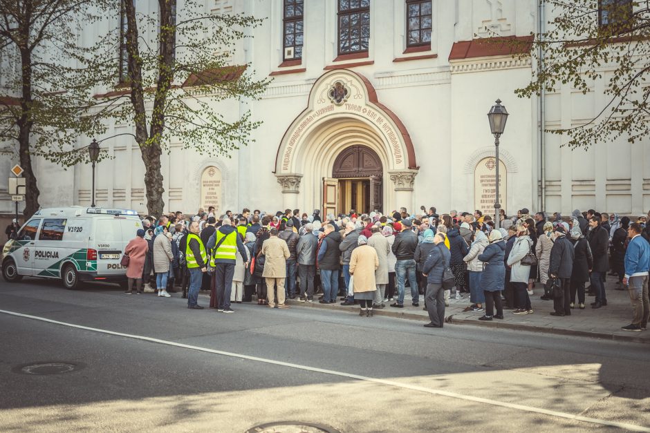 Tūkstančiai stačiatikių  išreiškė savo požiūrį į bandymus suskaldyti bažnyčią