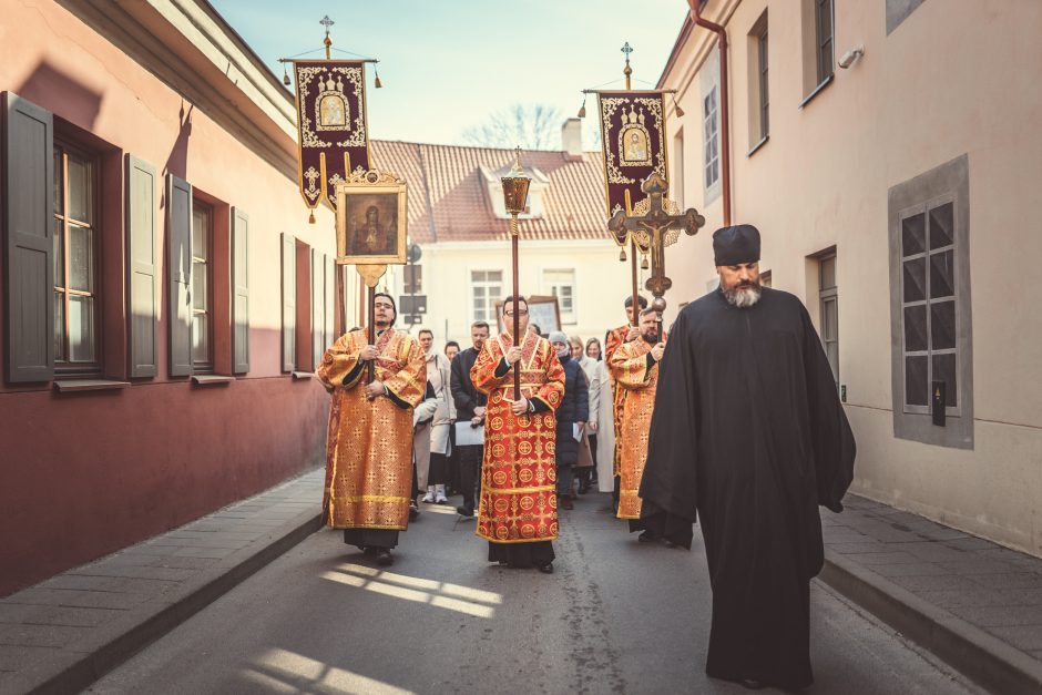 Tūkstančiai stačiatikių  išreiškė savo požiūrį į bandymus suskaldyti bažnyčią