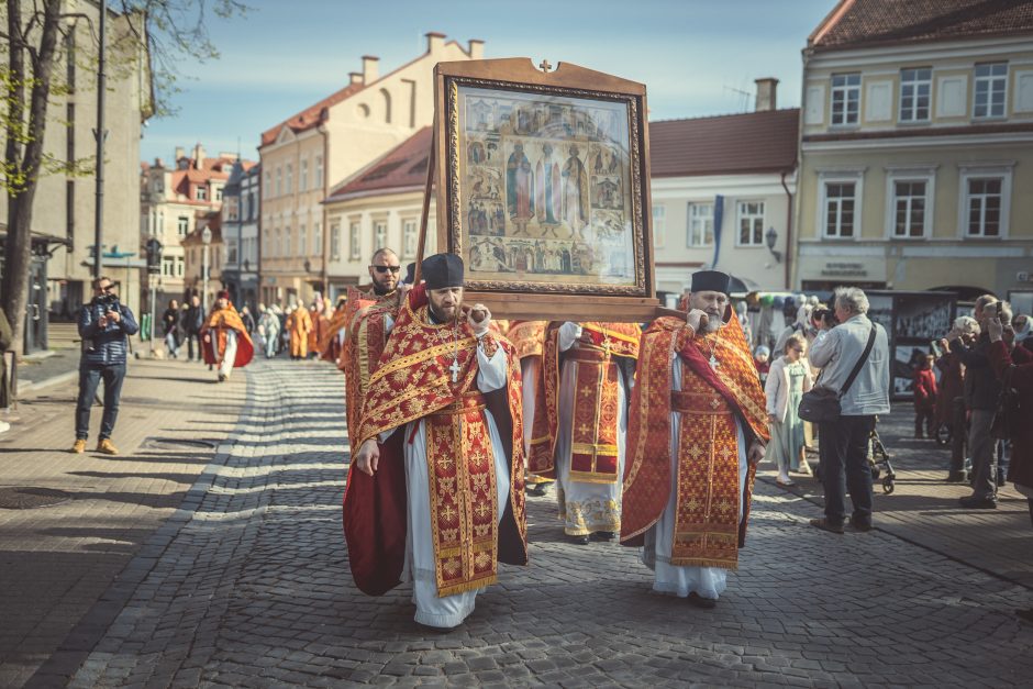 Tūkstančiai stačiatikių  išreiškė savo požiūrį į bandymus suskaldyti bažnyčią