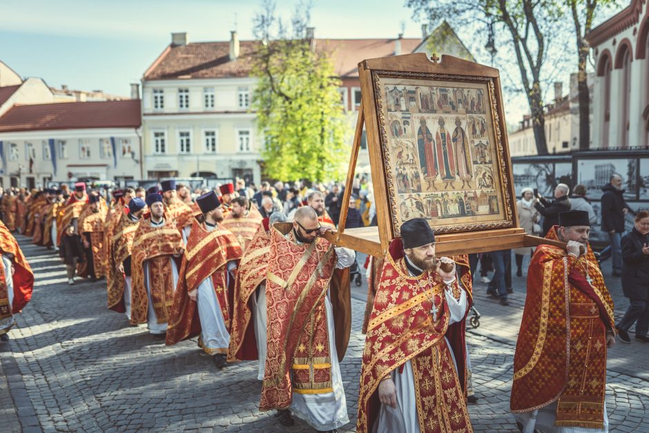 Tūkstančiai stačiatikių  išreiškė savo požiūrį į bandymus suskaldyti bažnyčią