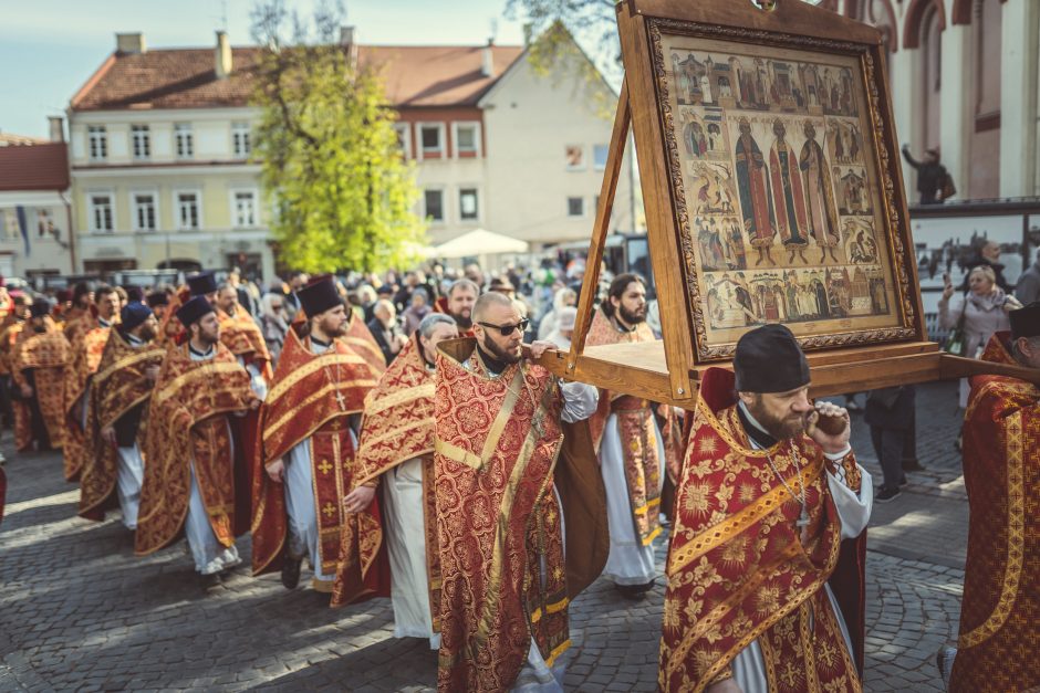 Tūkstančiai stačiatikių  išreiškė savo požiūrį į bandymus suskaldyti bažnyčią