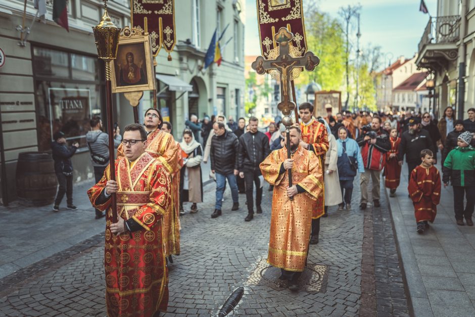 Tūkstančiai stačiatikių  išreiškė savo požiūrį į bandymus suskaldyti bažnyčią