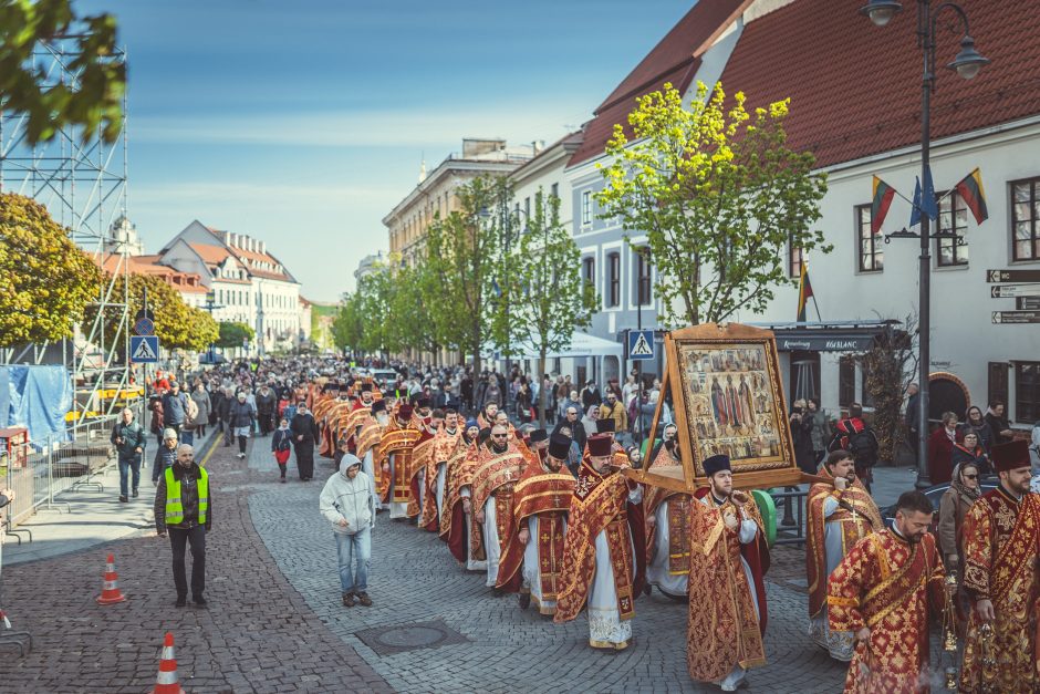 Tūkstančiai stačiatikių  išreiškė savo požiūrį į bandymus suskaldyti bažnyčią