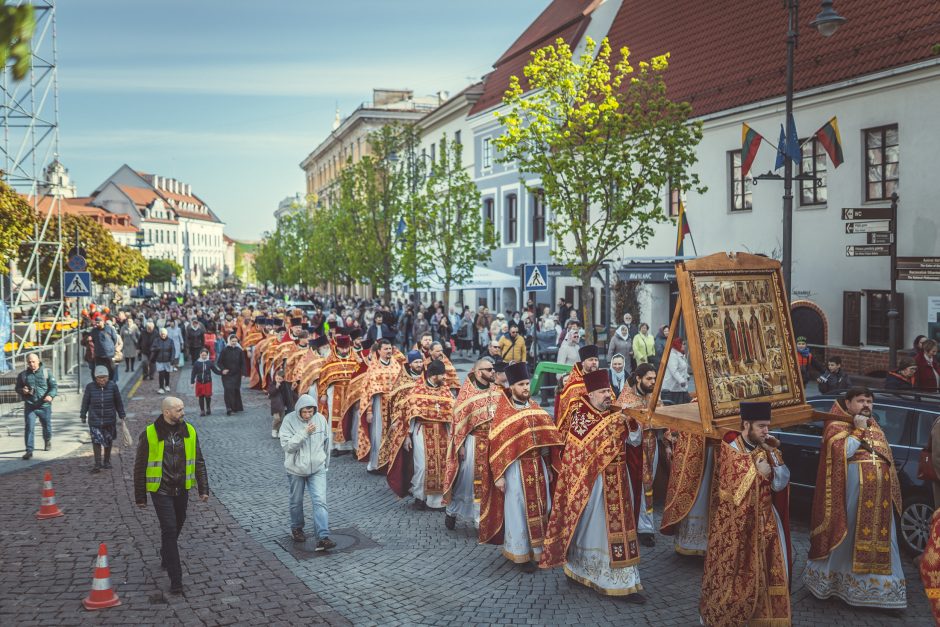 Tūkstančiai stačiatikių  išreiškė savo požiūrį į bandymus suskaldyti bažnyčią