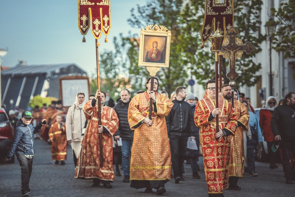 Tūkstančiai stačiatikių  išreiškė savo požiūrį į bandymus suskaldyti bažnyčią