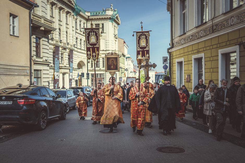 Tūkstančiai stačiatikių  išreiškė savo požiūrį į bandymus suskaldyti bažnyčią