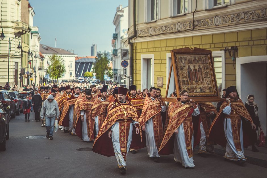 Tūkstančiai stačiatikių  išreiškė savo požiūrį į bandymus suskaldyti bažnyčią