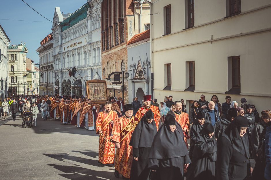 Tūkstančiai stačiatikių  išreiškė savo požiūrį į bandymus suskaldyti bažnyčią