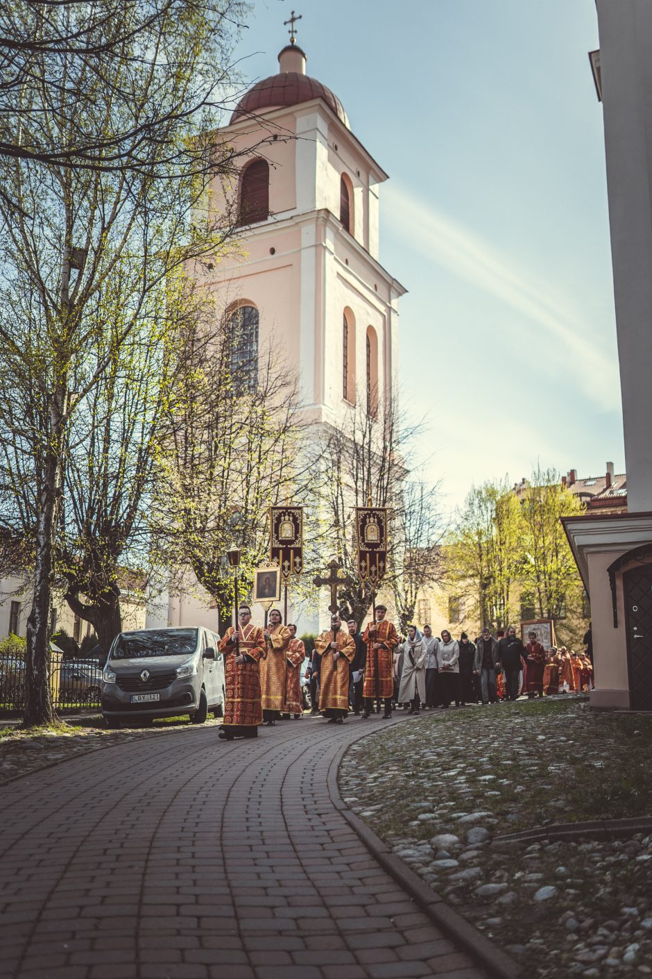 Tūkstančiai stačiatikių  išreiškė savo požiūrį į bandymus suskaldyti bažnyčią