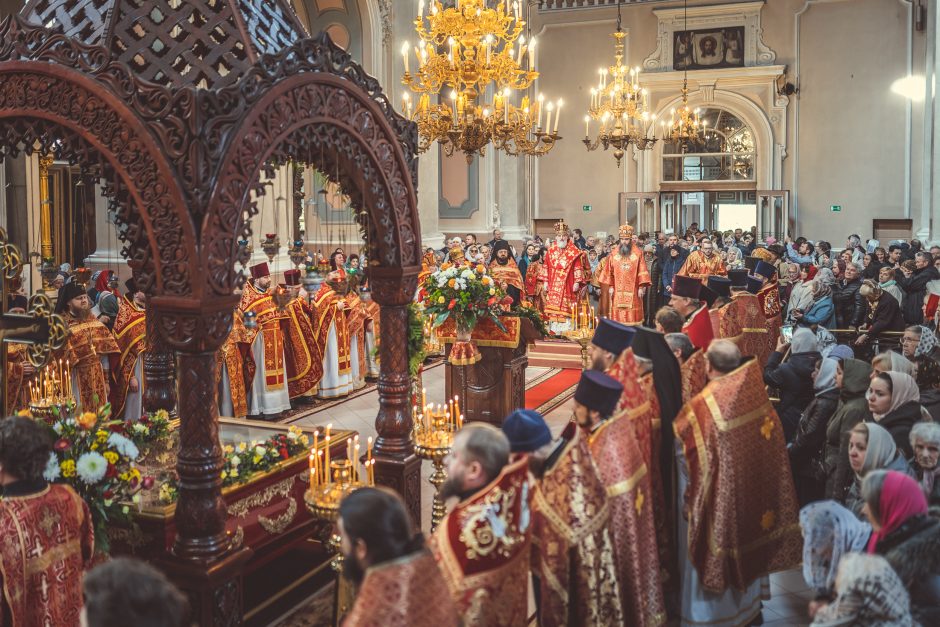 Tūkstančiai stačiatikių  išreiškė savo požiūrį į bandymus suskaldyti bažnyčią