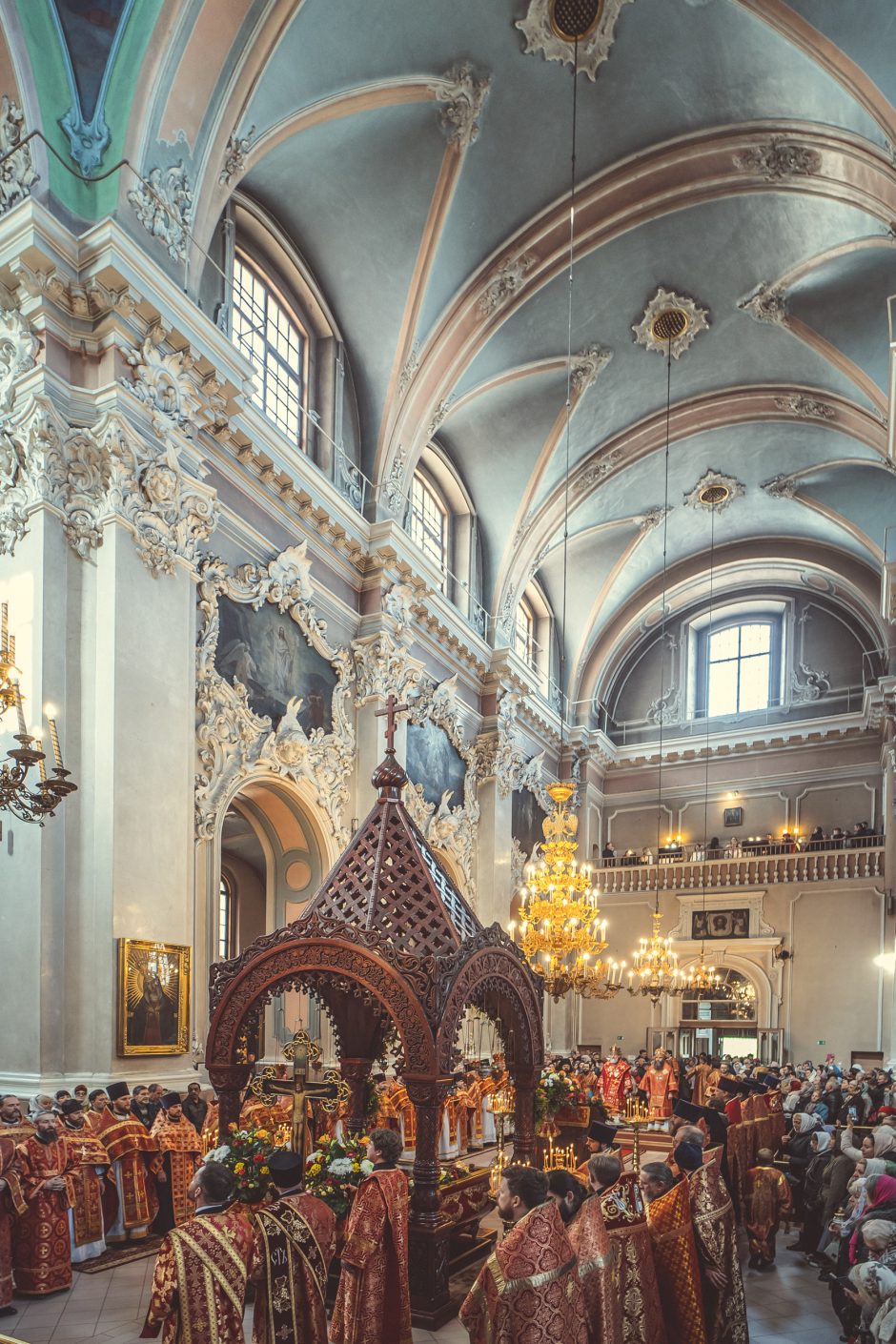 Tūkstančiai stačiatikių  išreiškė savo požiūrį į bandymus suskaldyti bažnyčią