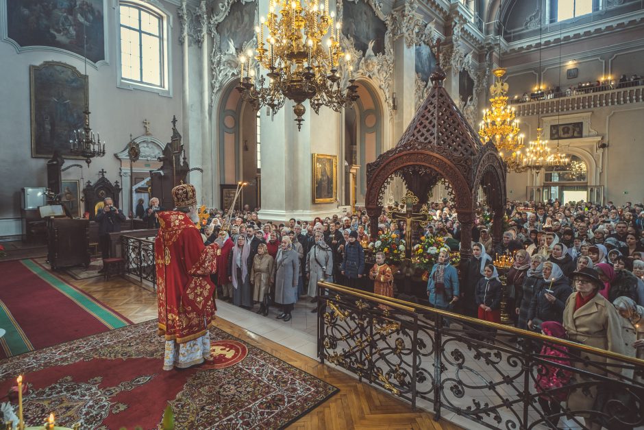 Tūkstančiai stačiatikių  išreiškė savo požiūrį į bandymus suskaldyti bažnyčią