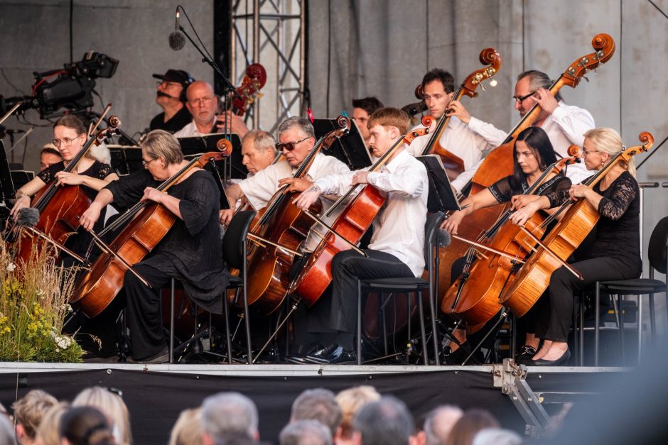 Antrasis didysis Pažaislio festivalio koncertas: atnaujinta programa ir E. Montvido padėka publikai