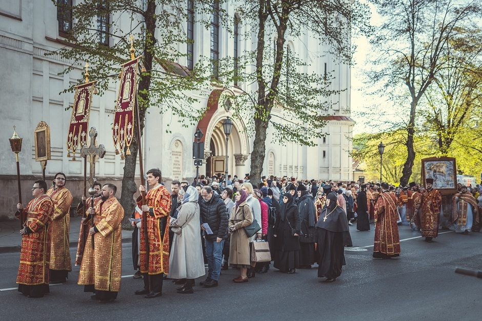 Tūkstančiai stačiatikių  išreiškė savo požiūrį į bandymus suskaldyti bažnyčią