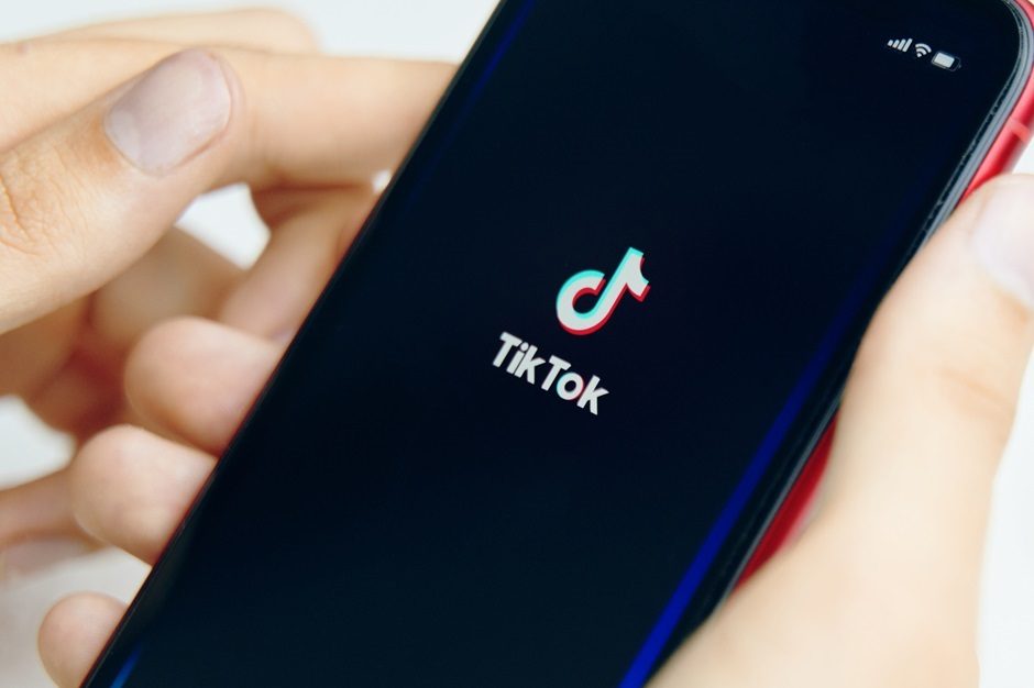 JAV Atstovų Rūmai didele persvara priėmė „TikTok“ galintį uždrausti įstatymą