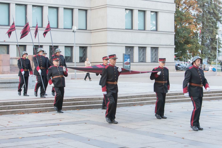 Kaune atidaryta paroda, pristatanti unikalius ukrainiečių kariuomenės eksponatus 