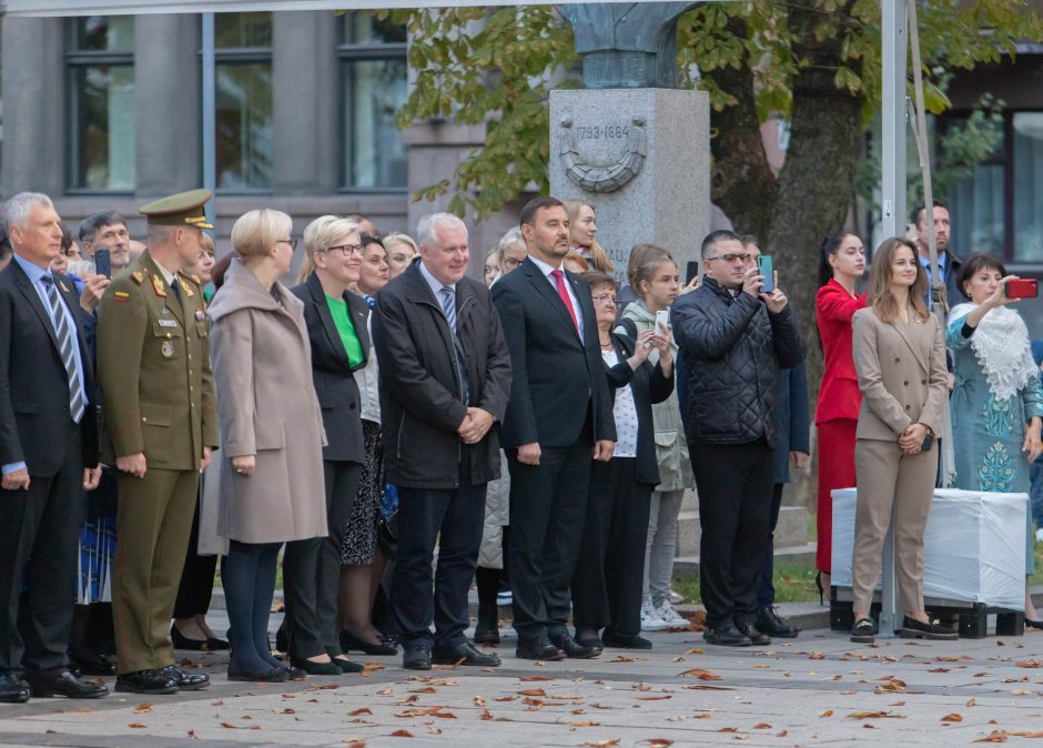 Kaune atidaryta paroda, pristatanti unikalius ukrainiečių kariuomenės eksponatus 