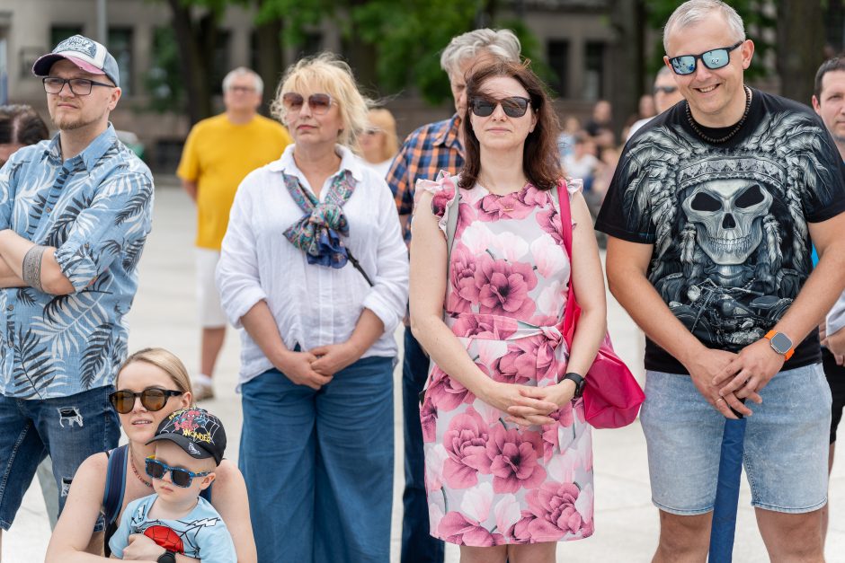 Orkestrai parodė savo galią – susibūrė įspūdingam bendram pasirodymui