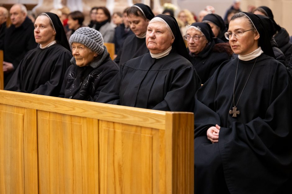 Seserų benediktinių jubiliejus: kviečia džiaugtis kartu