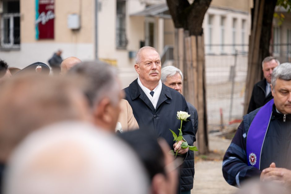 Policijos veteranai prie obelisko pagerbė kolegas