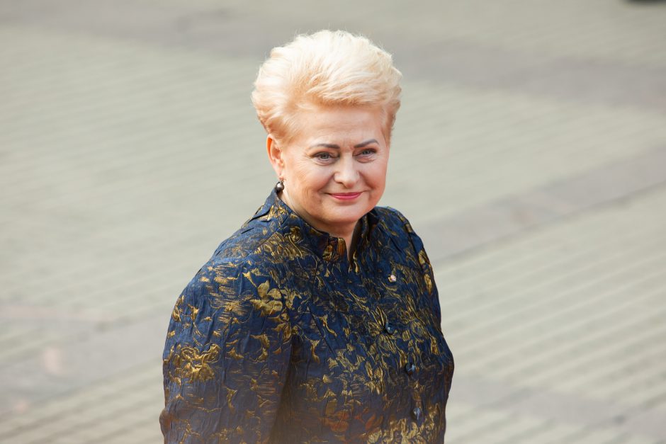 D. Grybauskaitė perdavė Prezidento rūmus G. Nausėdai