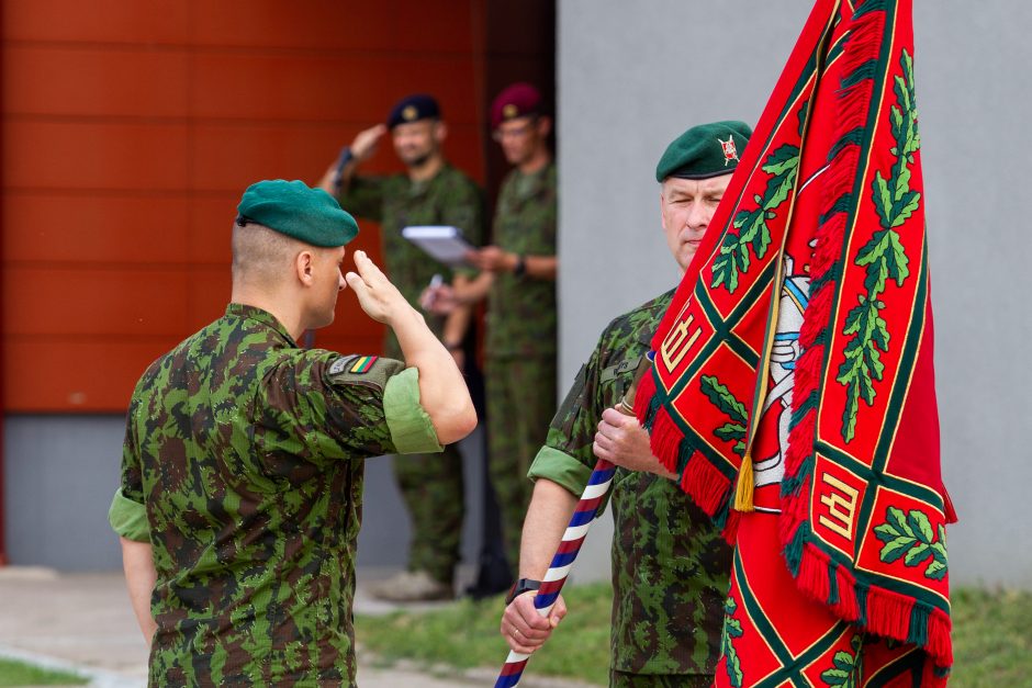 Naujasis kariuomenės vadas: bendrą ES kariuomenę būtų sunku sukurti