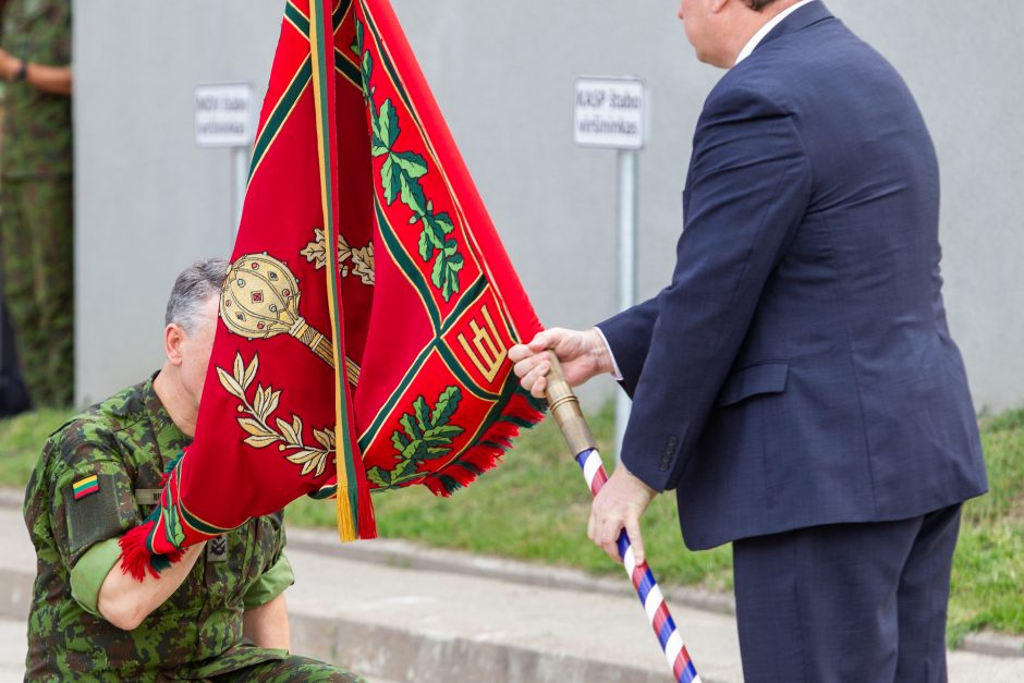 Naujasis kariuomenės vadas: bendrą ES kariuomenę būtų sunku sukurti