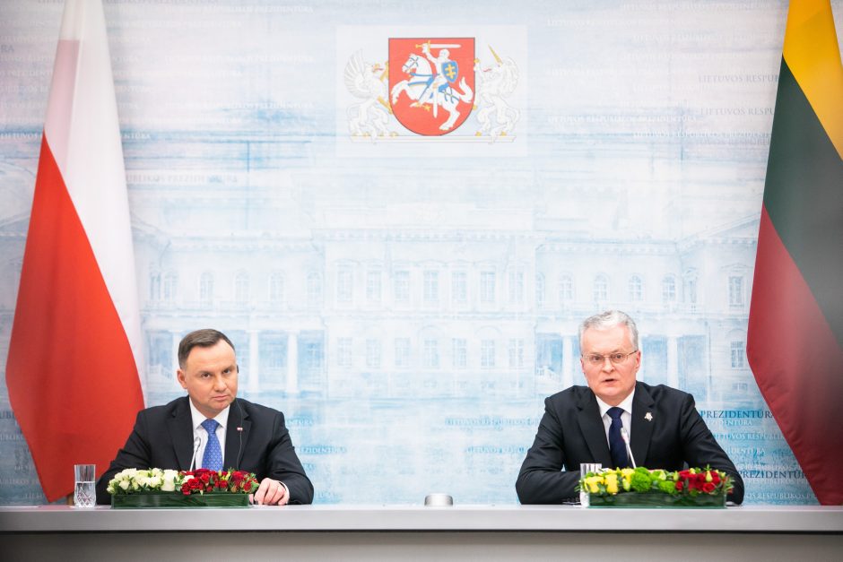 Politologai: Lenkijos prezidento rinkimai neatneš didelių pokyčių Lietuvai