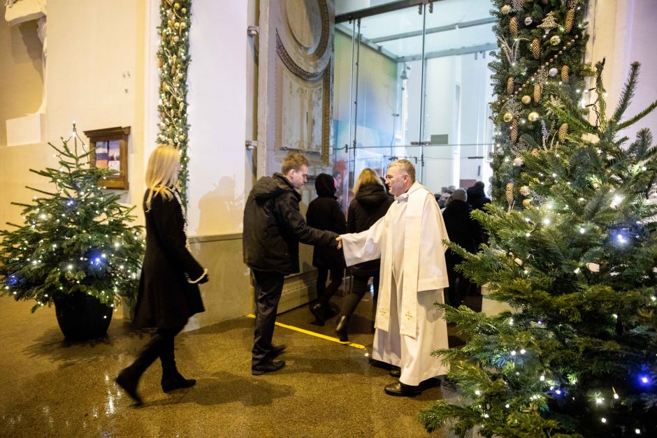 Vilniaus vyskupai: Kristaus gimimas yra žmonijos džiaugsmo šaltinis