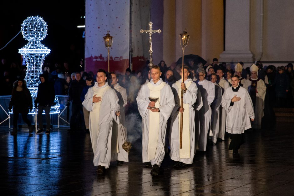 Vilniaus vyskupai: Kristaus gimimas yra žmonijos džiaugsmo šaltinis