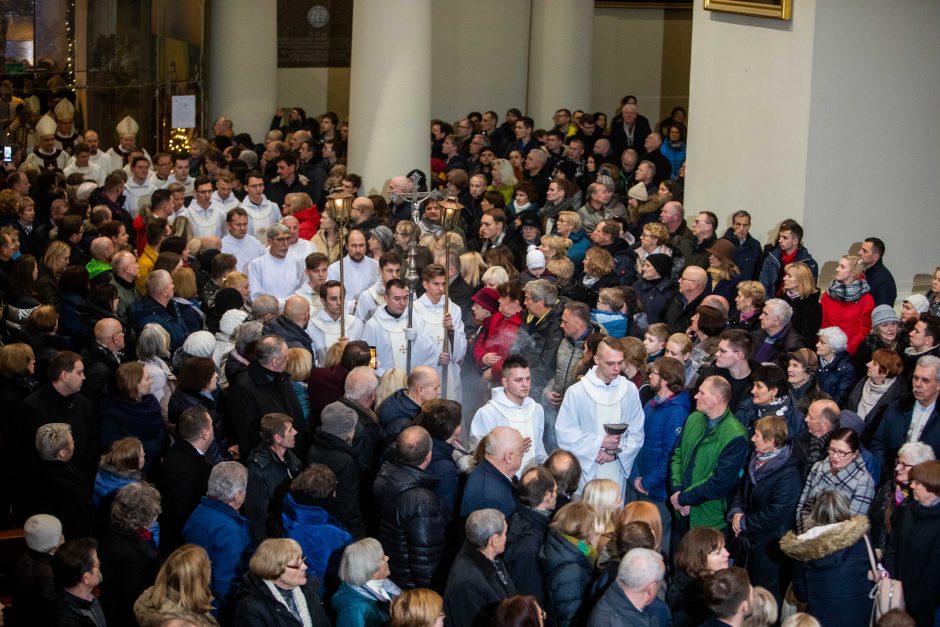 Vilniaus vyskupai: Kristaus gimimas yra žmonijos džiaugsmo šaltinis