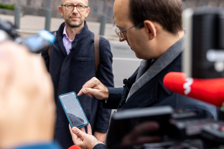 Didmiesčių transporto judėjimas realiu laiku – programėlėje „Google maps“