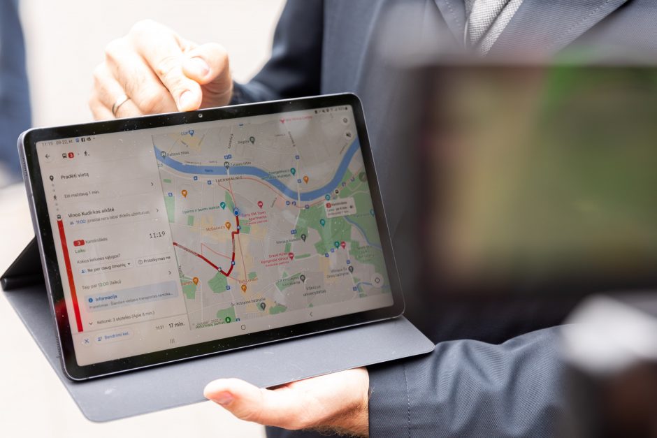 Didmiesčių transporto judėjimas realiu laiku – programėlėje „Google maps“