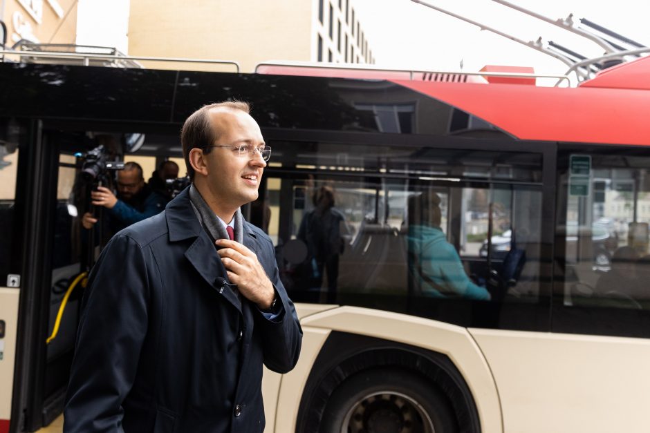 Didmiesčių transporto judėjimas realiu laiku – programėlėje „Google maps“