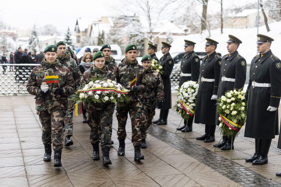 Prezidentas: Rusijai trypiant Ukrainą, svarbu turėti tokius simbolius kaip A. Ramanauskas